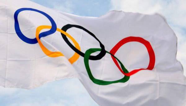 پاسخ رئیس IOC به خسروی وفا: آماده هر گونه مساعدت هستیم