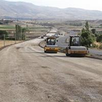 راه سازی در مسیر زوار اربعین، سرعت گرفت