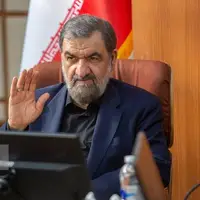 محسن رضایی: پشت سر رهبر انقلاب گام برداریم و از افراط و تفریط پرهیز کنیم