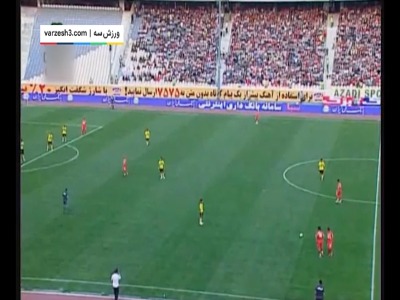 نوستالژی، گل زیبای کریم باقری به فجر