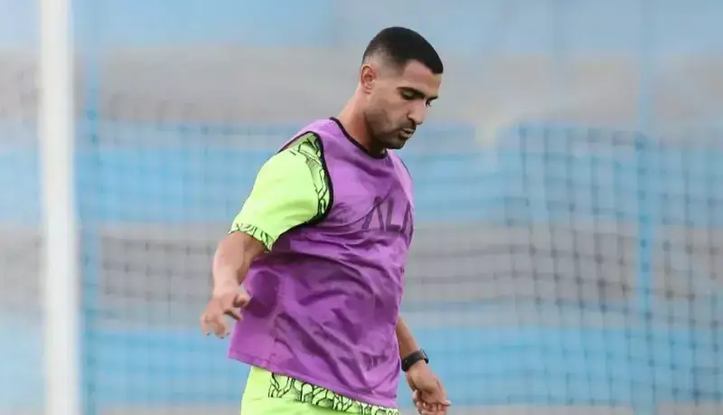 منصور باقری با شماره 8 برگشت