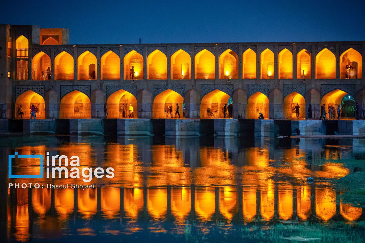 میهمانان زاینده رود اصفهان