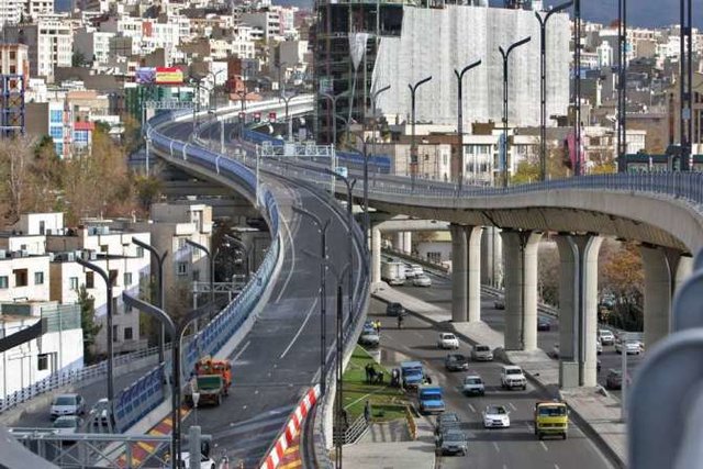 مسیر غرب به شرق تونل نیایش و پل صدر تهران امشب مسدود است