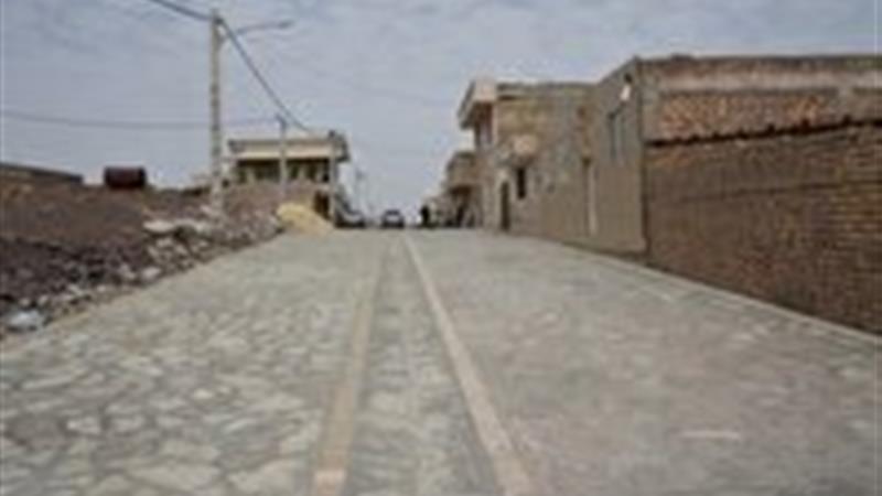 آغاز اجرای عملیات سنگفرش و کفپوش معابر روستای علی آباد نیزار قم