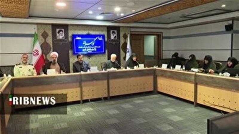 نشست تخصصی فعالان عفاف و حجاب با استاندار قم