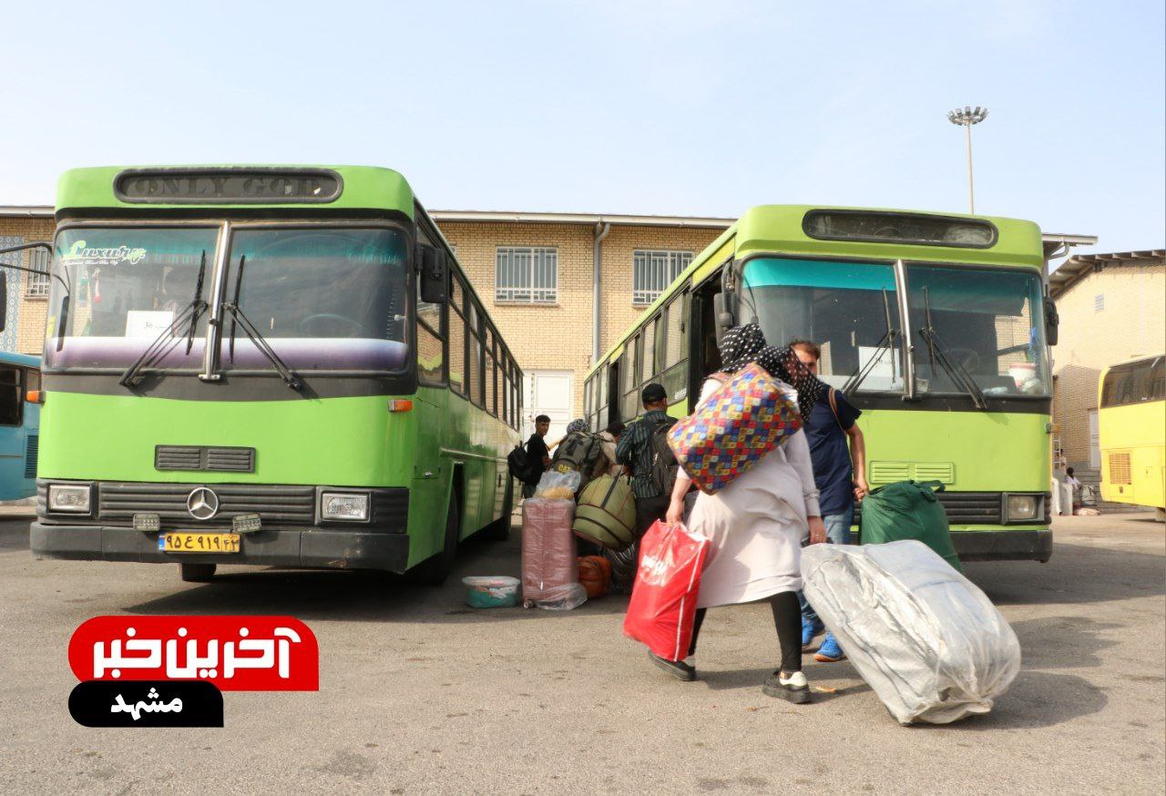 عکس/ روند خروج اتباع افغانستانی از مرز دوغارون