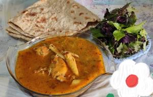 از شما/تایم ناهار،سوپ مرغ،نان تازه پخت خونگی وسبزی تازه،نوش نگاهتان