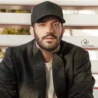 محمد ولی‌زادگان: چند سال قبل رفتم تایلند فول تتو کنم که بازیگری را رها کنم!