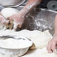تامین و توزیع ۳۷ هزار تن آرد در  استان زنجان