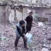 تصاویری از منزل تخریب شده دانشمند شهید باکویی که همراه خانواده‌اش به شهادت رسید