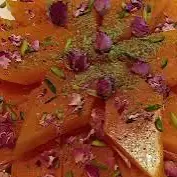 حلوای مسقطی عربی یه حلوای خیلی خوشمزه و خوش عطره‌!