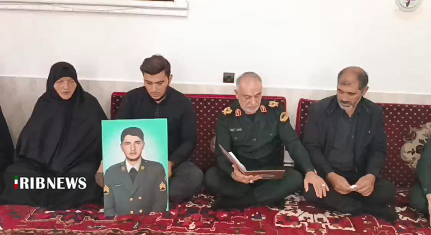  دیدار جانشین فراجا با خانواده شهید جباری در هوراند