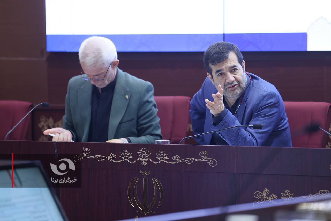 جلسه کمیسیون مربیان خارجی با حضور وزیر ورزش و جوانان