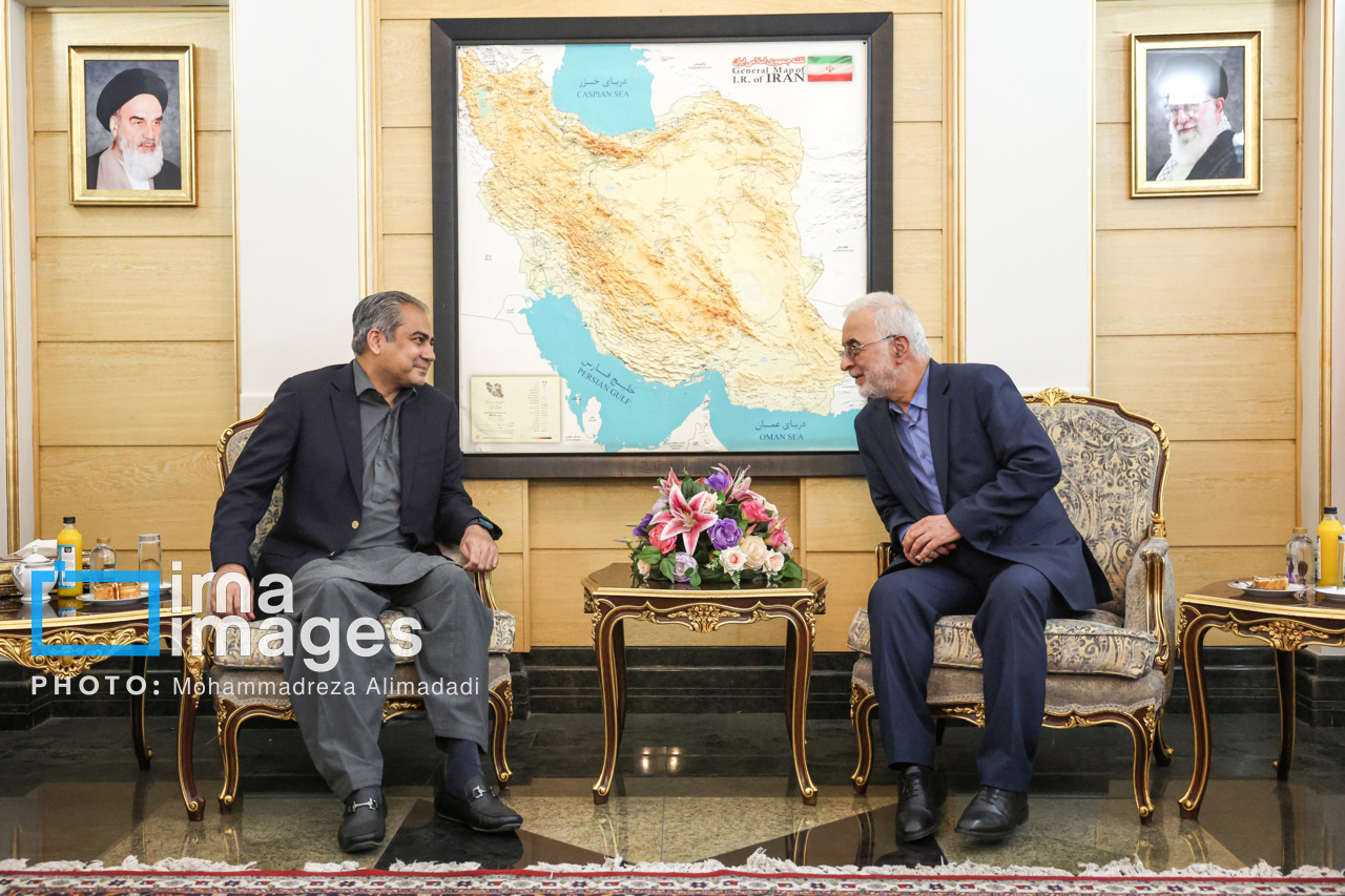 عکس/ ورود وزیر کشور پاکستان به تهران