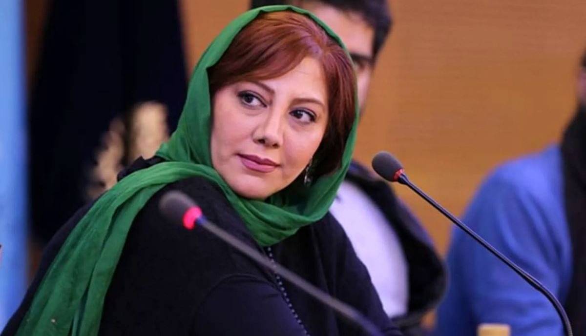 زهرا داوودنژاد: کسی که از حمله به ایران خوشحال می‌شود بیمار است