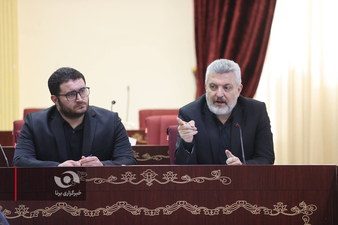 جلسه کمیسیون مربیان خارجی با حضور وزیر ورزش و جوانان