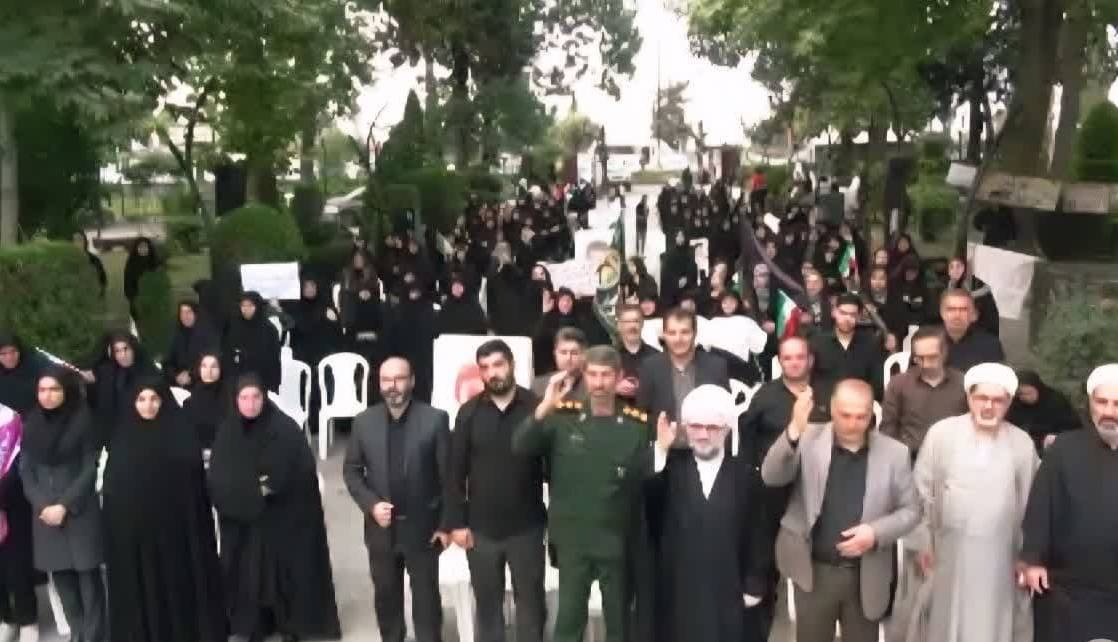 اجتماع باشکوه زینبیون در عباسآباد