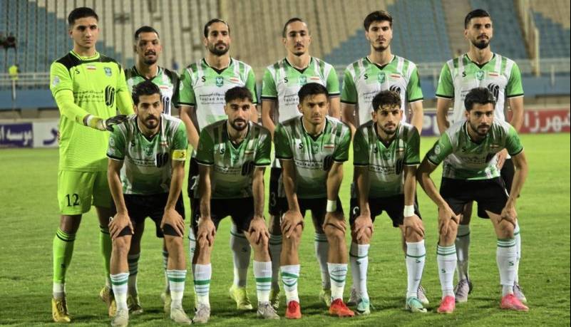 خیبر با ۷ مربی و ۴ بازیکن خداحافظی کرد