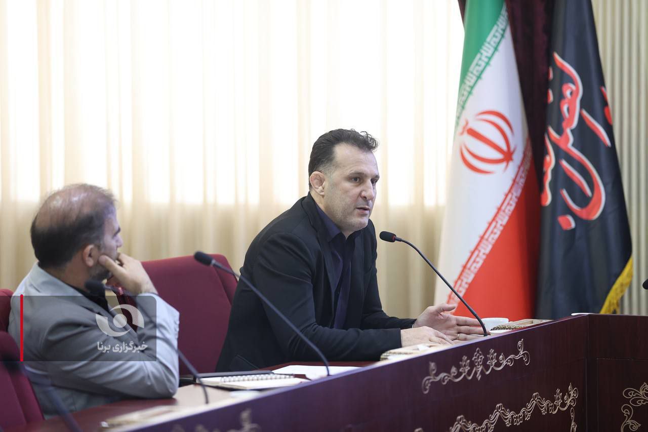جلسه کمیسیون مربیان خارجی با حضور وزیر ورزش و جوانان