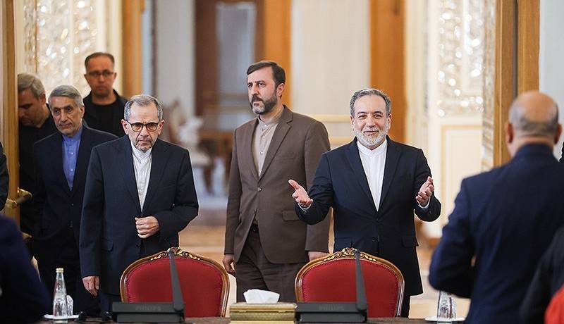 عراقچی: همگام با نیروهای مسلح از هیچ کوششی برای احقاق حقوق ایرانیان فروگذار نخواهیم کرد