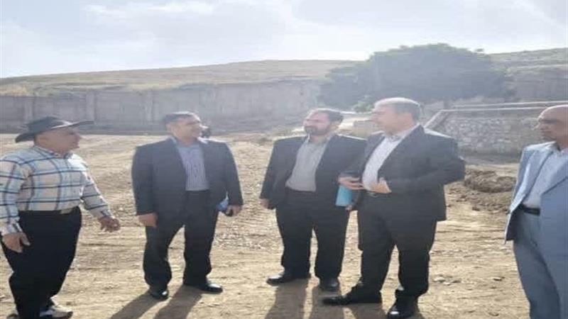 عملیات اجرایی بزرگترین چمن مصنوعی غرب کشور در سنندج آغاز شد