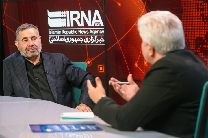 مشاور پزشکیان: ما می‌توانیم در هنگام جنگ نیز مذاکره را ادامه دهیم اما...