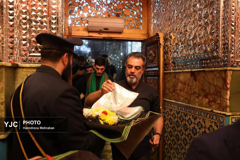 آیین غبارروبی ضریح مطهر آستان مقدس امامزاده صالح (ع)