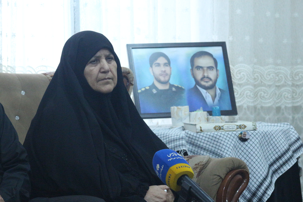 پدر شهیدان اسدی: خون فرزندانم فدای وحدت ملت شد