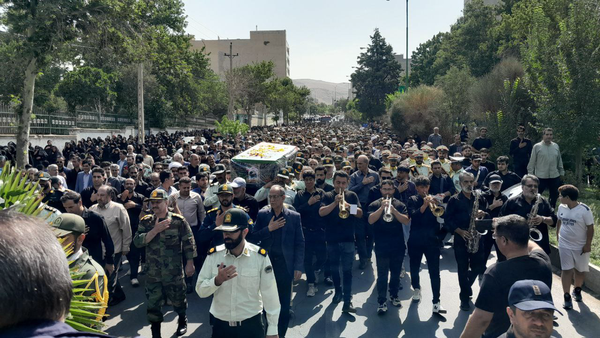 تشییع پیکر شهید امنیت در نهاوند