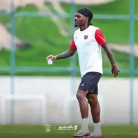 جلسه مهم پرسپولیس و استقلال خوزستان بر سر بیفوما