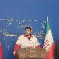 نمایش تصاویر شهدای غیرنظامی جنگ ۱۲ روزه توسط رئیس هلال احمر