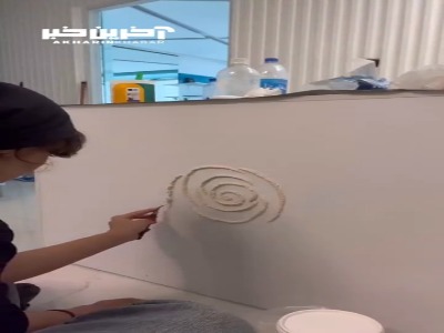هنرنمایی خلاقانه نیکا سریال «پایتخت» روی بومِ نقاشی