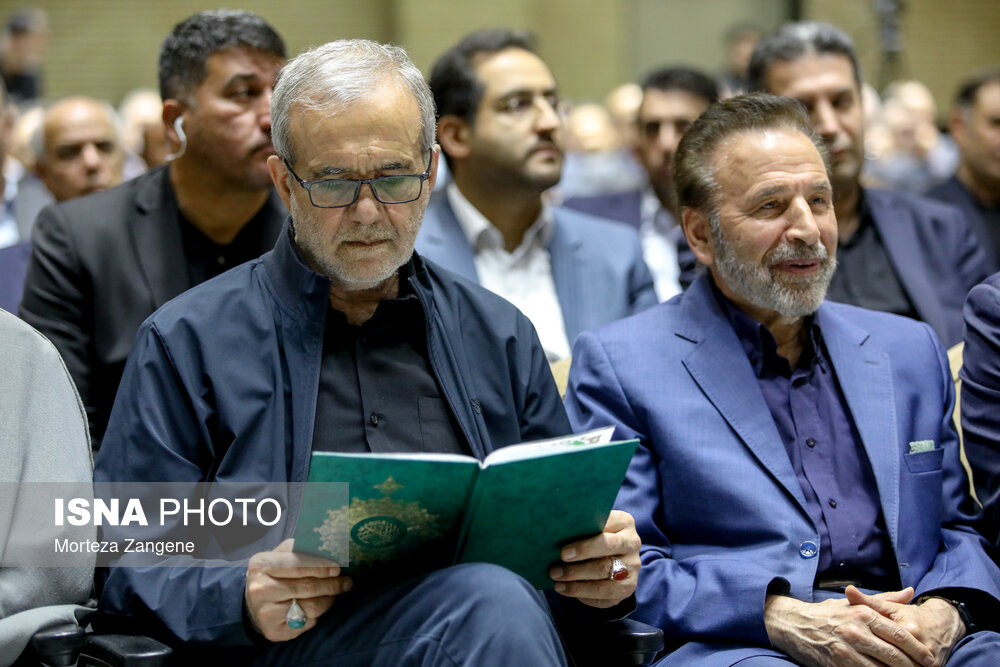 عکس/ مراسم یادبود «حسین طیب‌نیا»