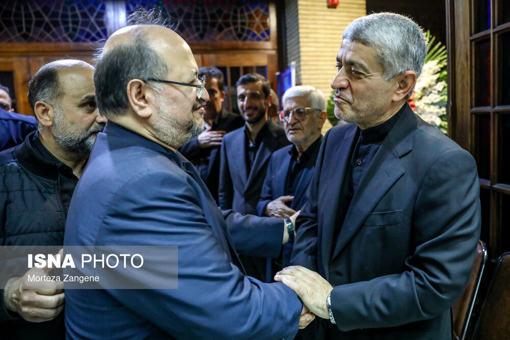 عکس/ مراسم یادبود «حسین طیب‌نیا»