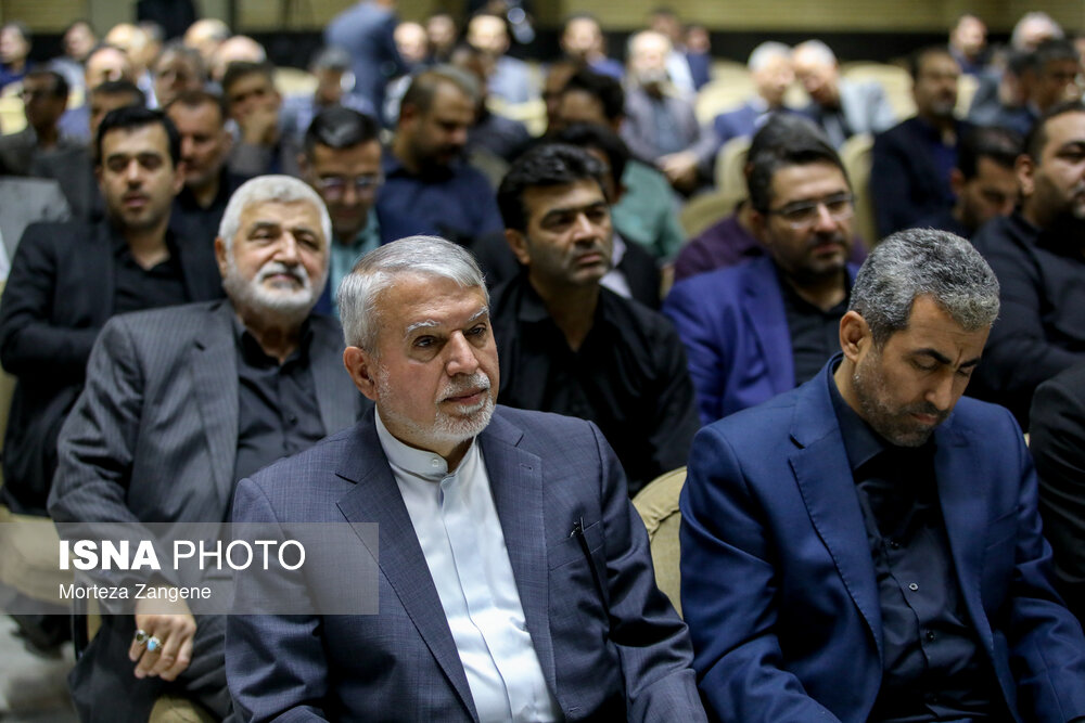 عکس/ مراسم یادبود «حسین طیب‌نیا»