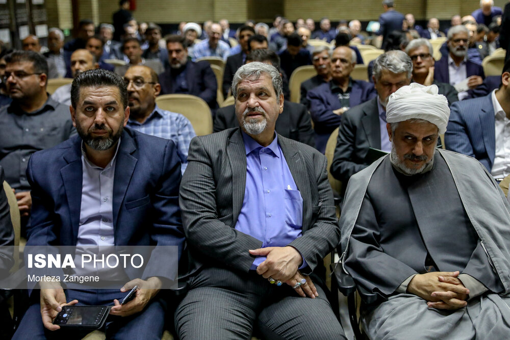 عکس/ مراسم یادبود «حسین طیب‌نیا»