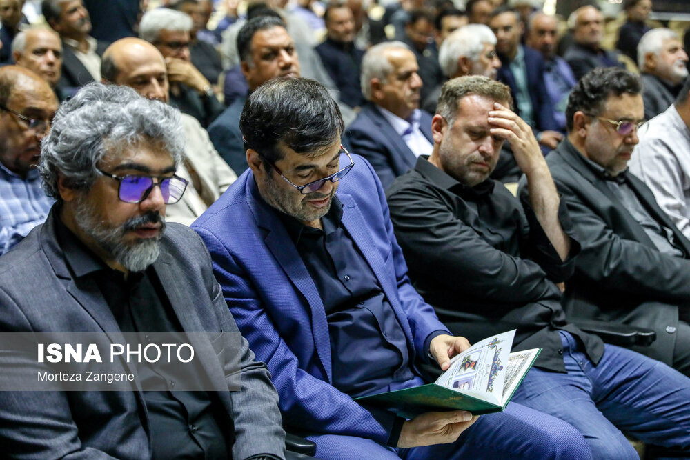 عکس/ مراسم یادبود «حسین طیب‌نیا»