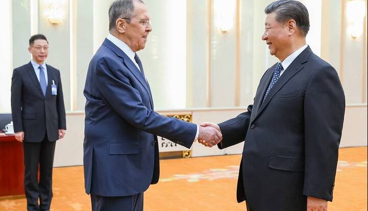 دیدار لاوروف با جین‌پینگ؛ تاکید پکن بر تقویت مشارکت راهبردی با مسکو