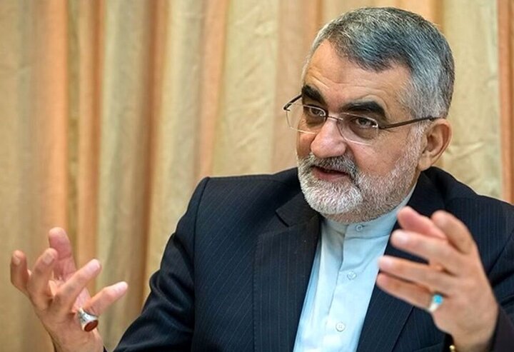 بروجردی: هرگز زیر بار «غنی‌سازی صفر» نخواهیم رفت