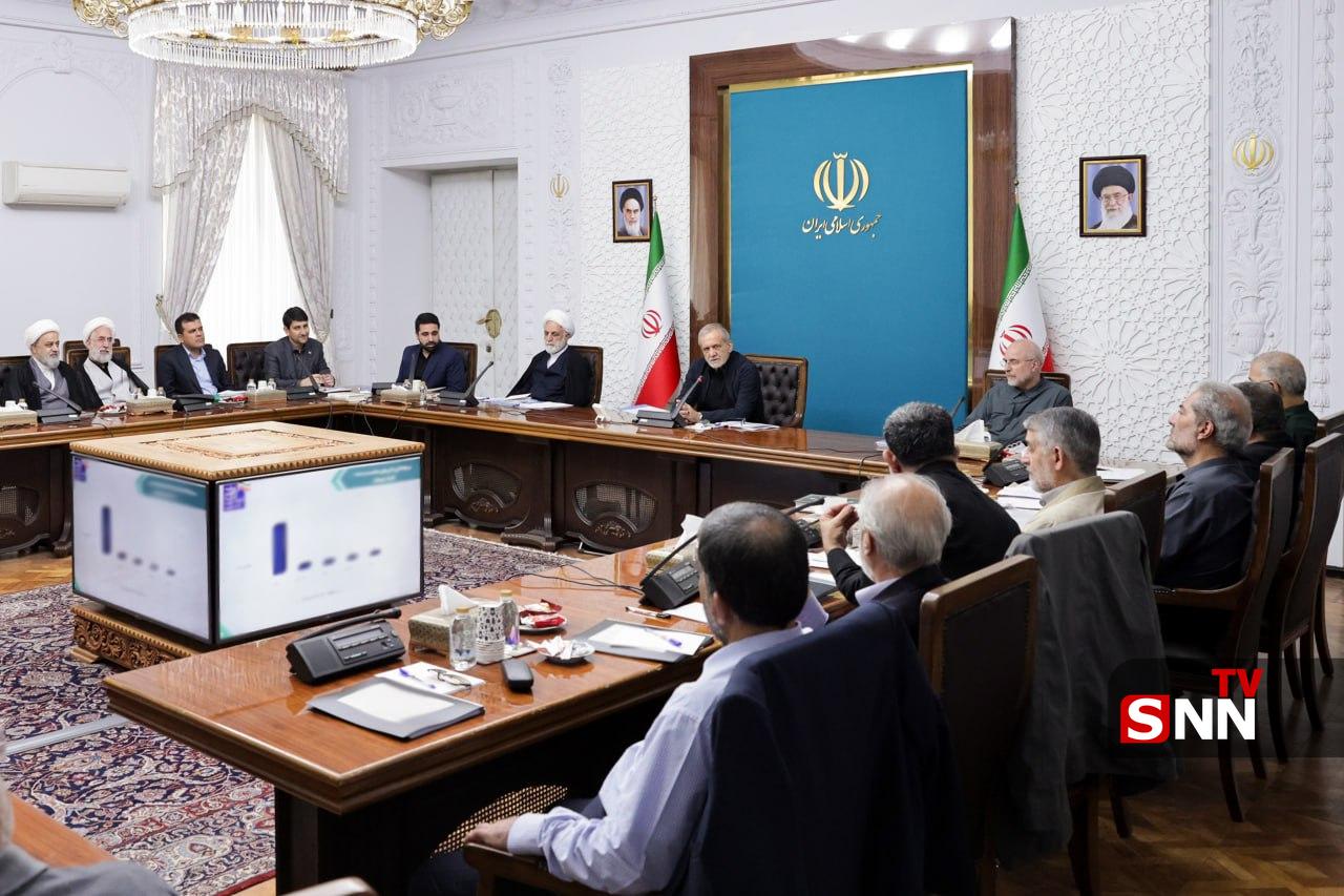 عکس/ جلسه شورای عالی فضای مجازی با حضور سران قوا در نهاد ریاست جمهوری 