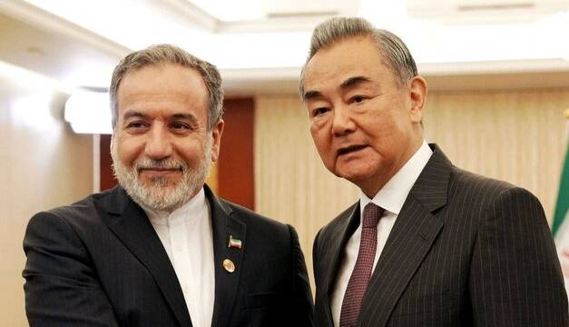 عراقچی با همتای چینی گفتگو کرد