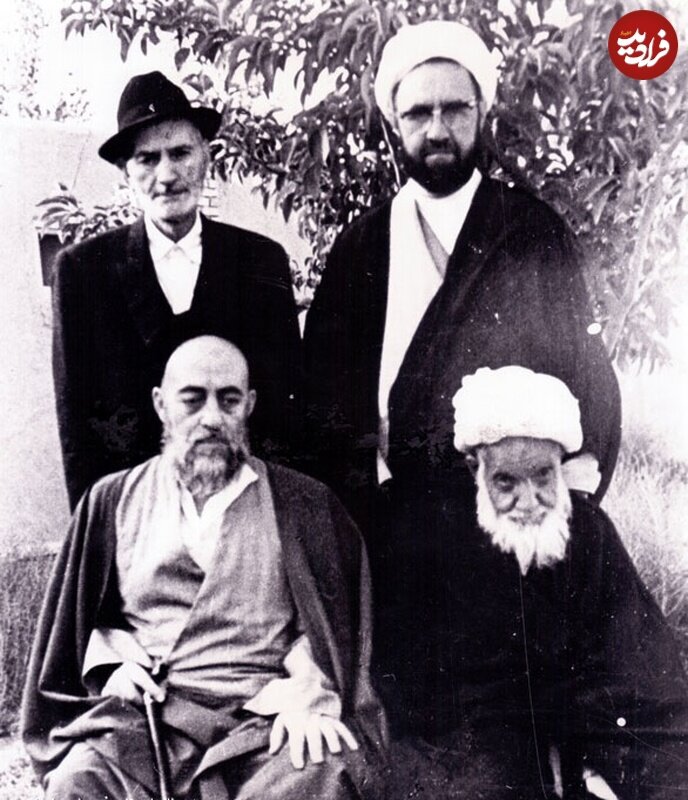  پدر دکتر شریعتی در کنار پدر شهید مطهری 