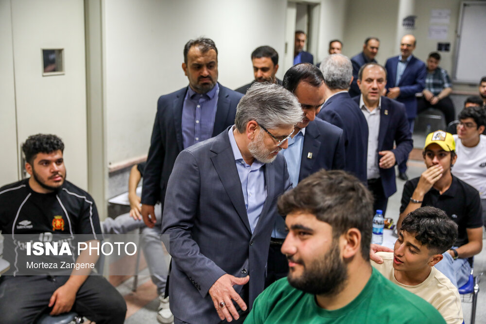 عکس/ نوبت دوم کنکور ۱۴۰۴ در دانشگاه علم و صنعت تهران