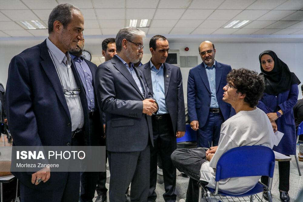 عکس/ نوبت دوم کنکور ۱۴۰۴ در دانشگاه علم و صنعت تهران