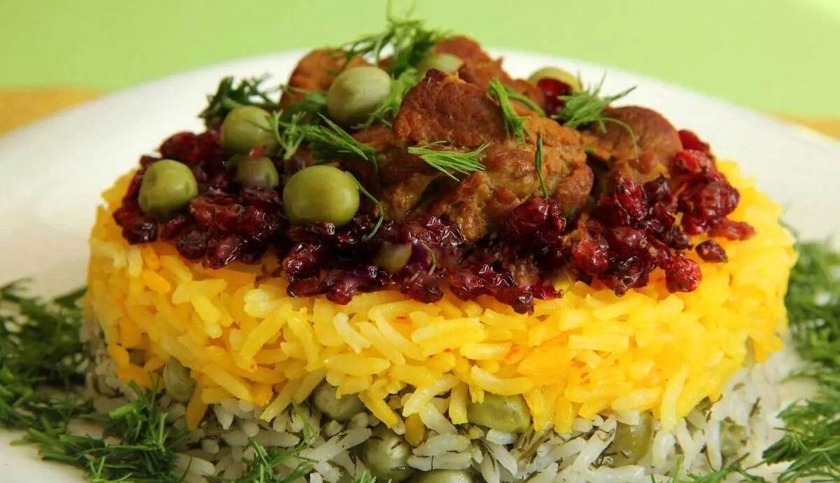طرز تهیه نخودفرنگی پلو؛ یک غذای ساده و خوشمزه