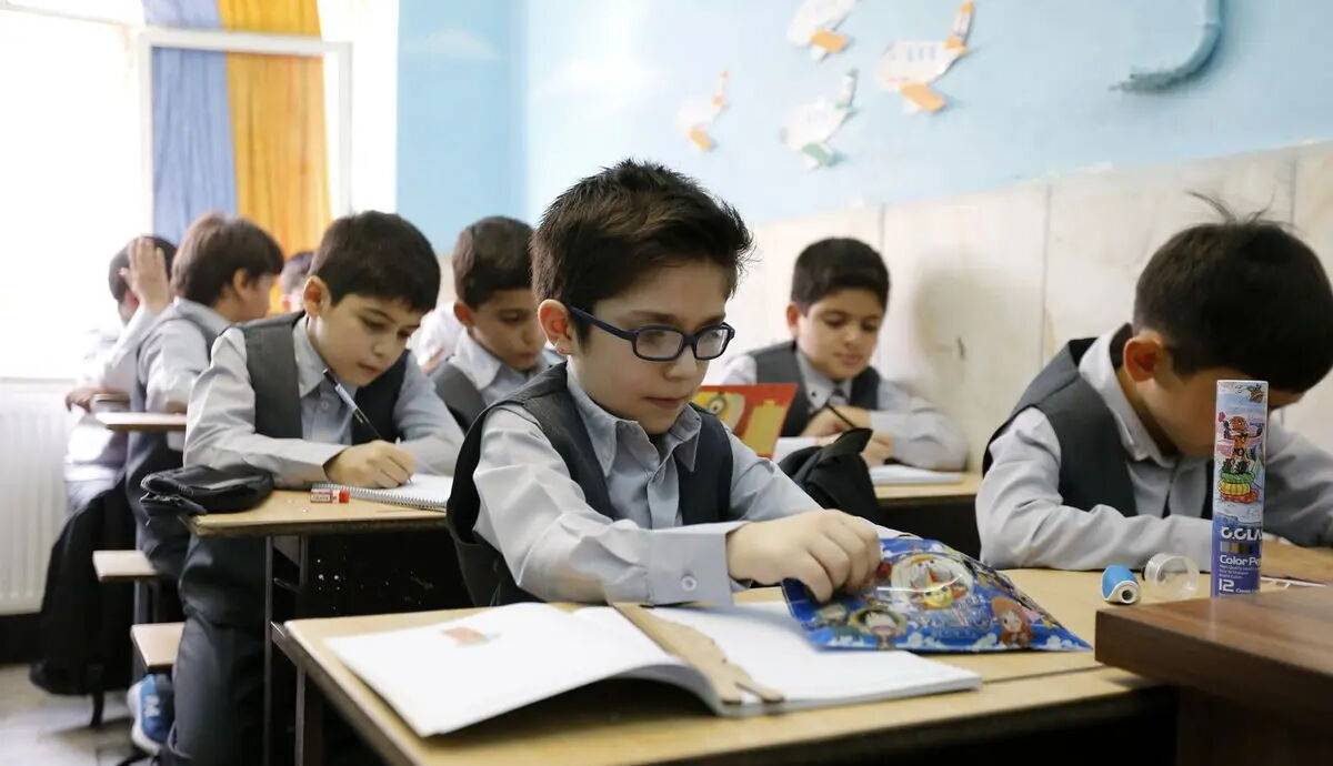 رشد ۵ درصدی ثبت‌نام پایه هفتمی‌ها