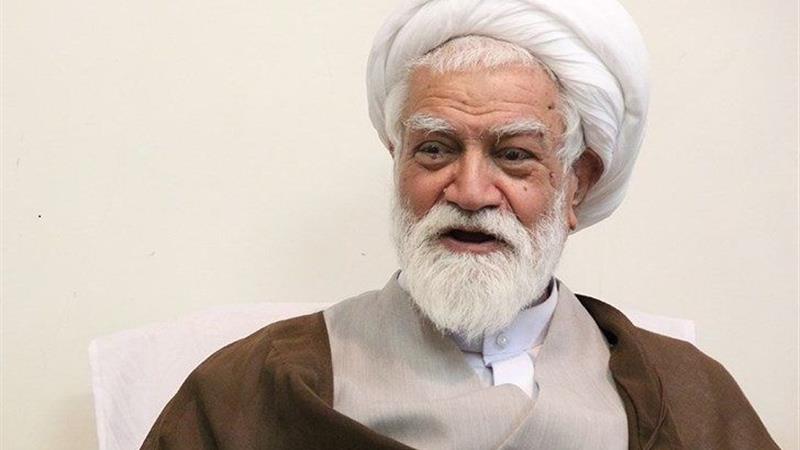 پیام تسلیت آیات حسینی بوشهری و اعرافی در پی ارتحال آیتالله نعیمآبادی