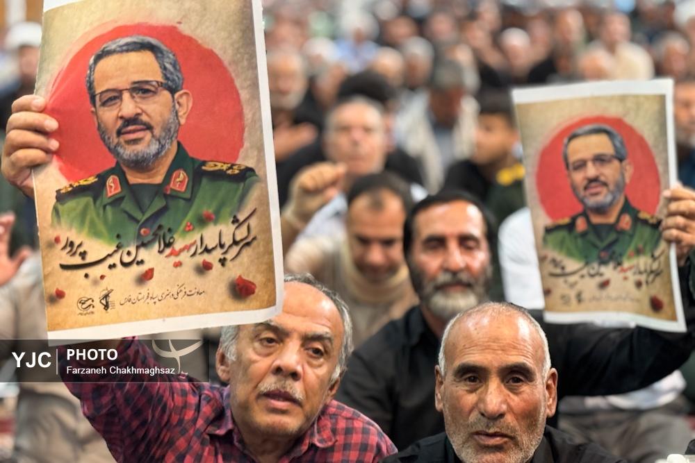 مراسم تشییع سردار شهید غلام‌حسین غیب پرور در شیراز