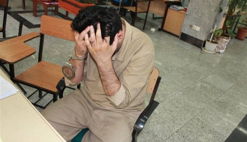 لو رفتن راننده قاتل با جا ماندن آینه بغل در صحنه تصادف