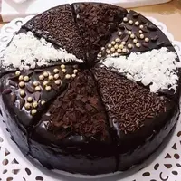 بدون نیاز به فر وهمزن شیرینی شکلاتی درست کن